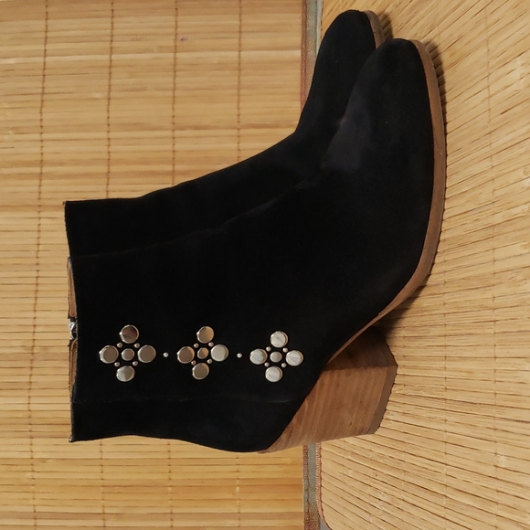 Frye Casey Stud boots - Picture 2 of 15